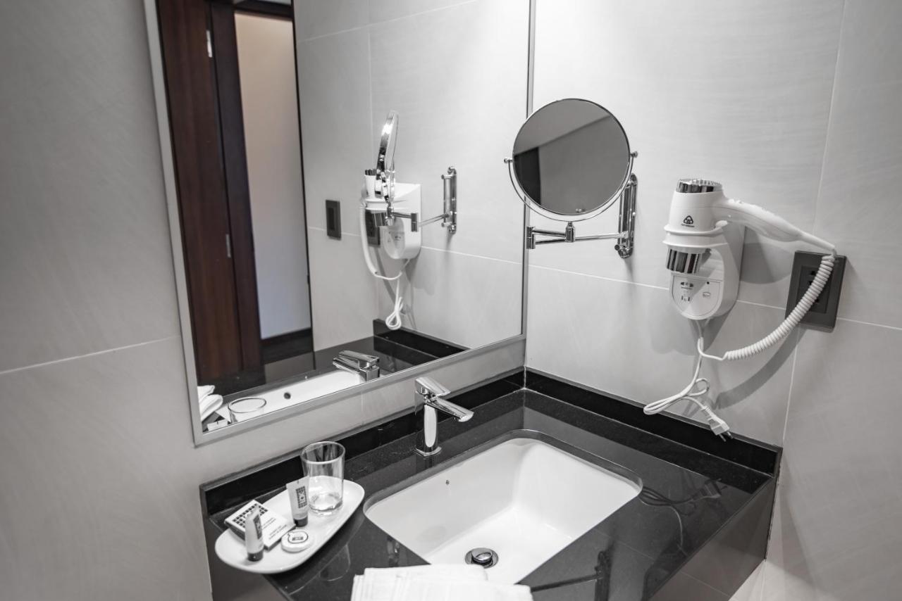 Mitru Express Hotel 라파스 외부 사진